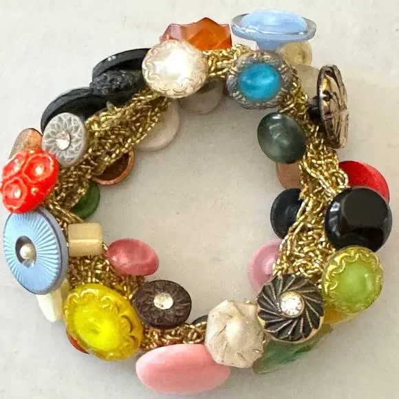 Vintage Button Bracelet Colorful Mixed Buttons & Beads on Gold Crochet Base 43g - Picture 2 of 12